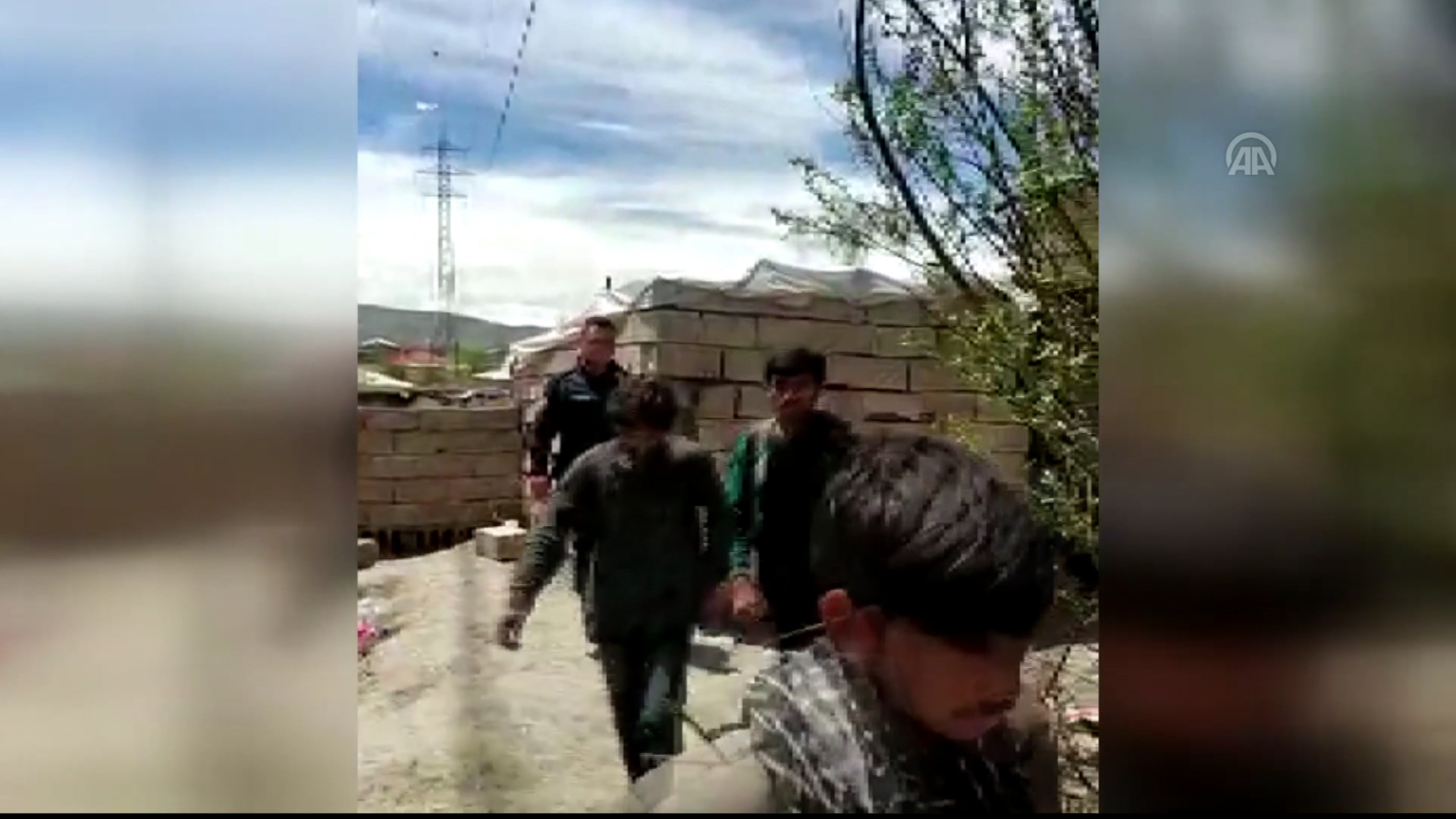 Li Tirkiyê 832 penaber hatin desteserkirin